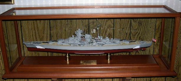 WWII German - Bismarck Battleship - 1/350 Scale Mahogany Model - SCMCS008W
