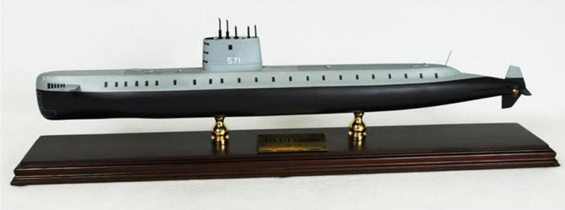 USN - USS Nautilus SSN-571 Submarine Model - 1/150 Scale