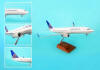 SkyMarks Supreme - Continental 737-800 W/GEAR & Wood Stand - 1/100